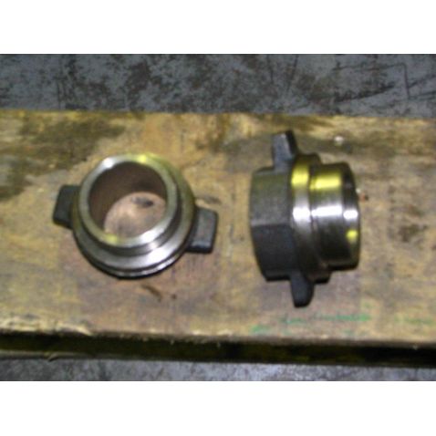 The bearing clutch is squeeze out